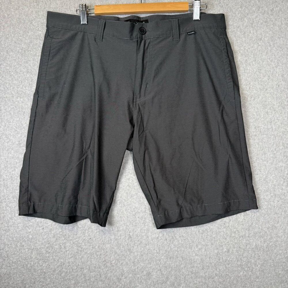 Travis Mathew Mens Size 36 Flat Front Dress Shorts Black Gray Check Pockets